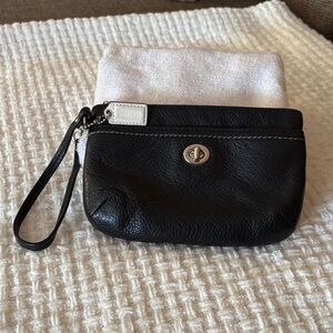 Gently Loved Classic Turnlock Wristlet Black Leather by COACH
